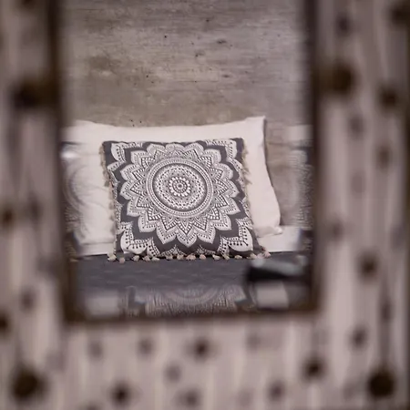 Aeolus Luxury - Ii Apartment *